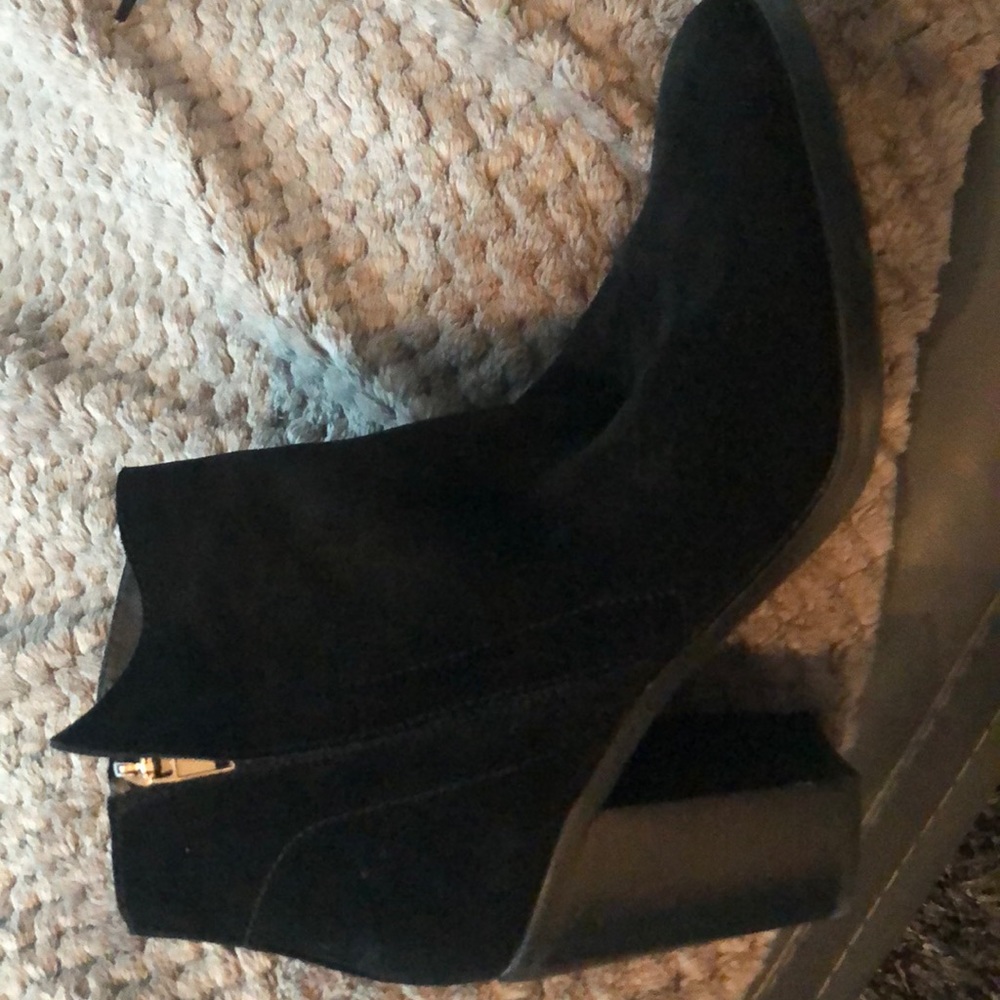 Booties - Picture 4 of 5